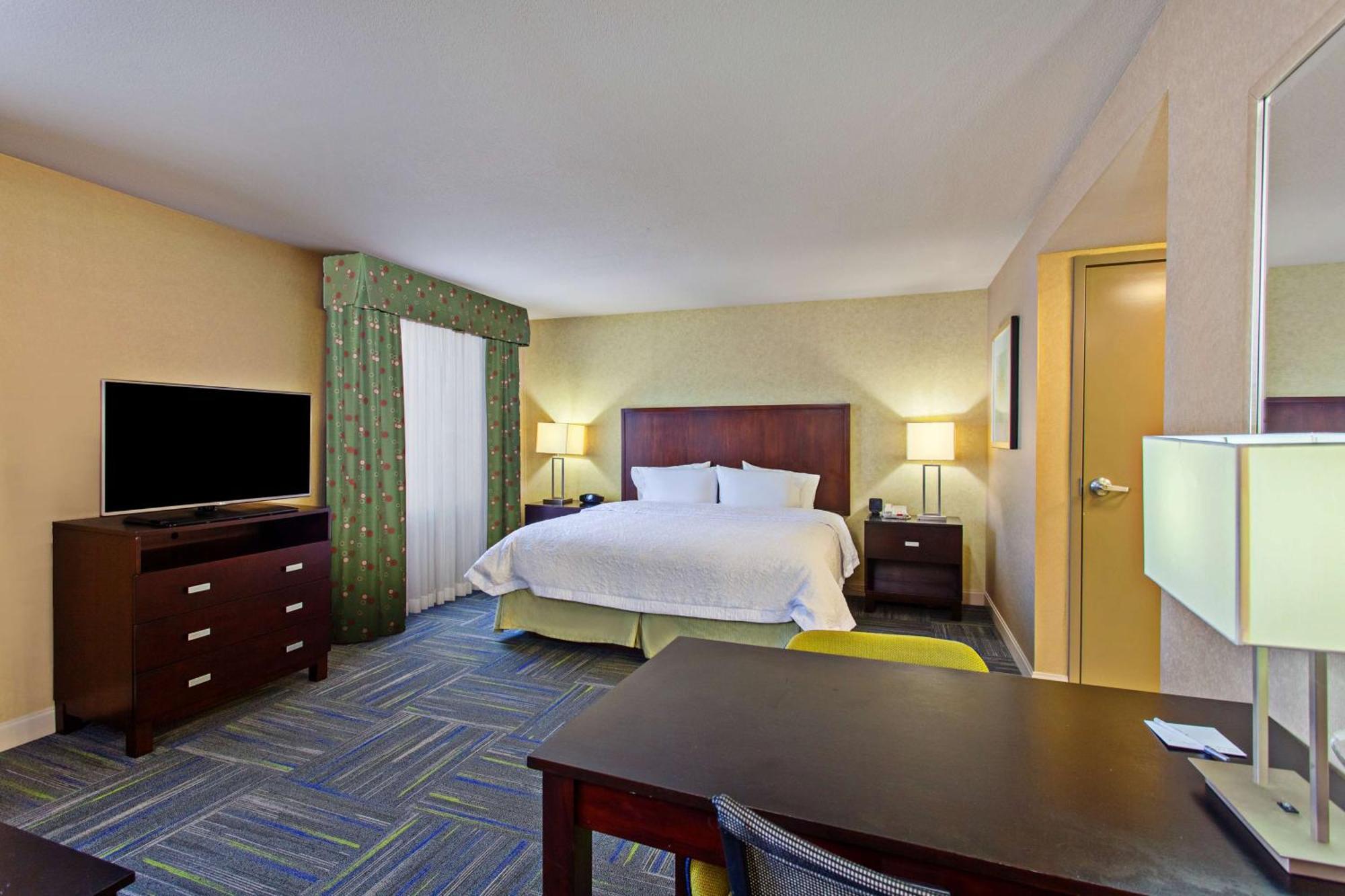 Hampton Inn And Suites Мерсед Экстерьер фото