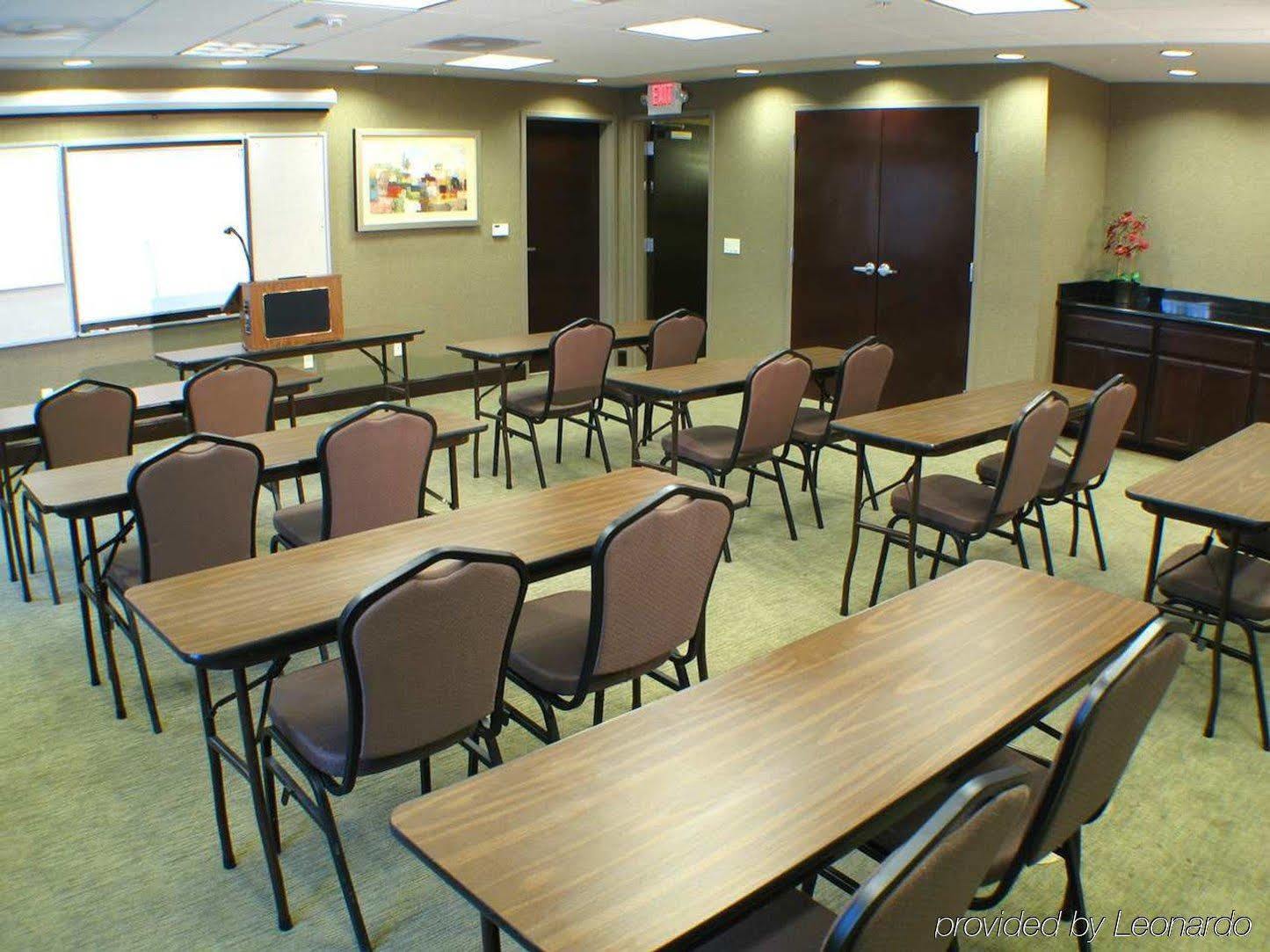 Hampton Inn And Suites Мерсед Экстерьер фото