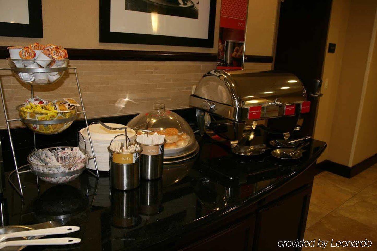 Hampton Inn And Suites Мерсед Экстерьер фото